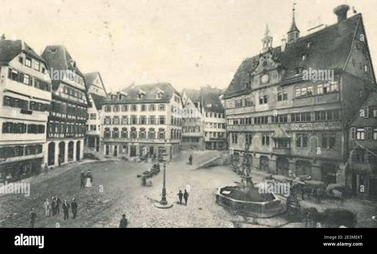 Marktplatz in Tübingen mit Laternenpfahl und Storchenest auf dem Rathaus - Gelaufen 1907. Banque D'Images