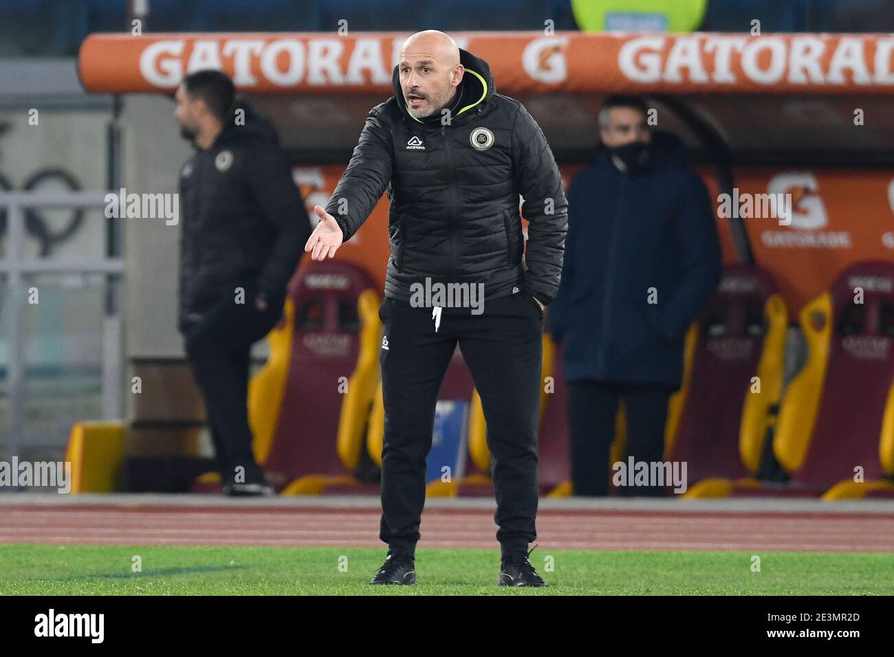 Rome, Italie. 19 janvier 2021. ROME, ITALIE - janvier 19 : entraîneur en chef Vincenzo Italiano de Spezia gestes pendant le match de football de la coupe Tim des quatre-vingts entre AS Roma et Spezia au Stadio Olimpico le 19 janvier 2021 à Rome Italie /LiveMedia crédit: Claudio Pasquazi/LPS/ZUMA Wire/Alamy Live News Banque D'Images