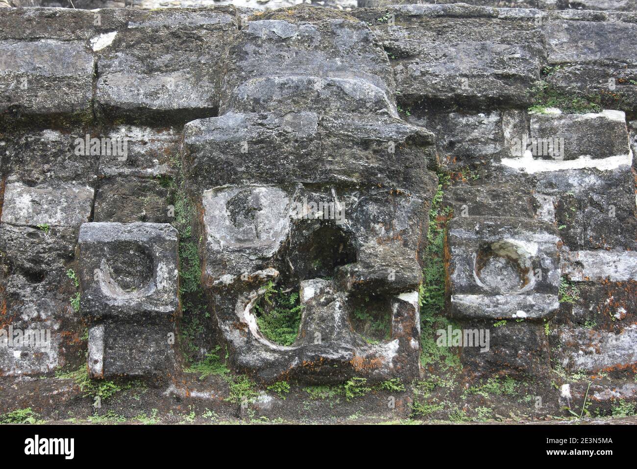 Belize, Altun Ha, Plaza B, Temple des autels de maçonnerie (alias Temple du Dieu Soleil) Banque D'Images
