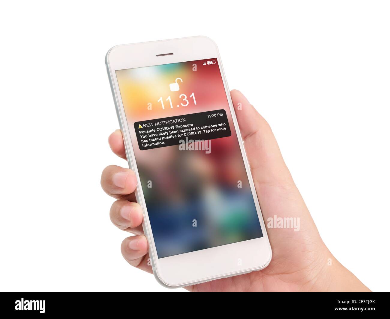 Applications de notification d'exposition au coronavirus. Nouveau message de notification sur l'écran du smartphone pour avertir de la zone à risque élevé exposition possible au COVID 19 Banque D'Images