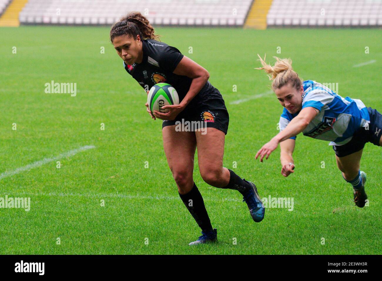 Darlington, Angleterre, le 14 novembre 2020. Garnet Mackinder, d'Exeter Chiefs, a esquimé un combat avant de tenter son match Allianz Premier 15s contre le DMP Durham Sharks à la Northern Echo Arena. Crédit : Colin Edwards Banque D'Images