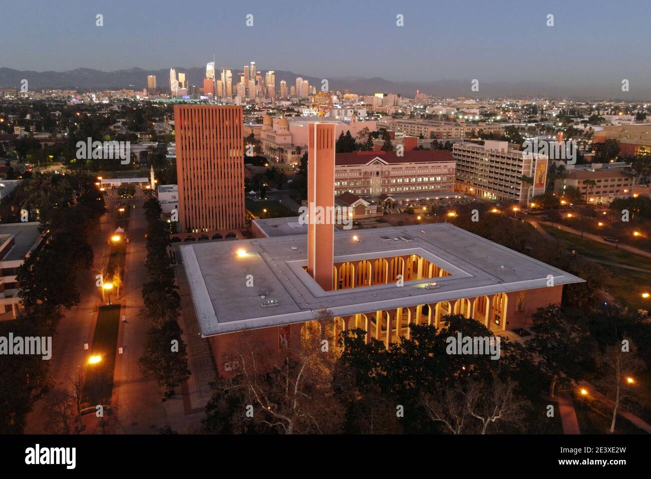 Une vue aérienne du Centre pour International et public Affaires anciennement le centre Von Kleinsmid sur le campus de L'Université de Califo du Sud Banque D'Images