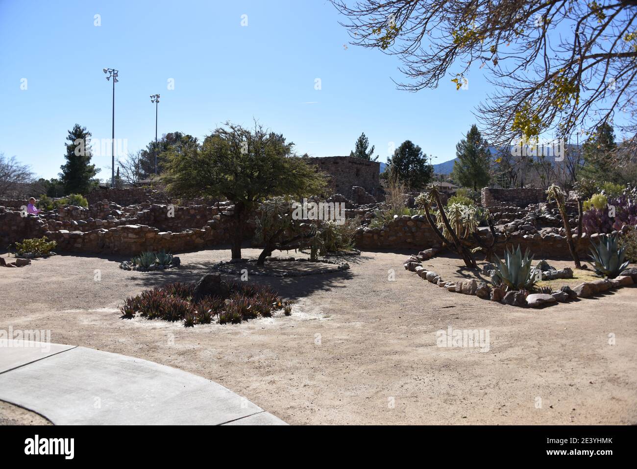 Globe, AZ. ÉTATS-UNIS 1/6/2021. Musée et parc archéologique de Besh Ba Gowah. Reconstruction du pueblo indien original de 200 pièces construit par le Salado Banque D'Images