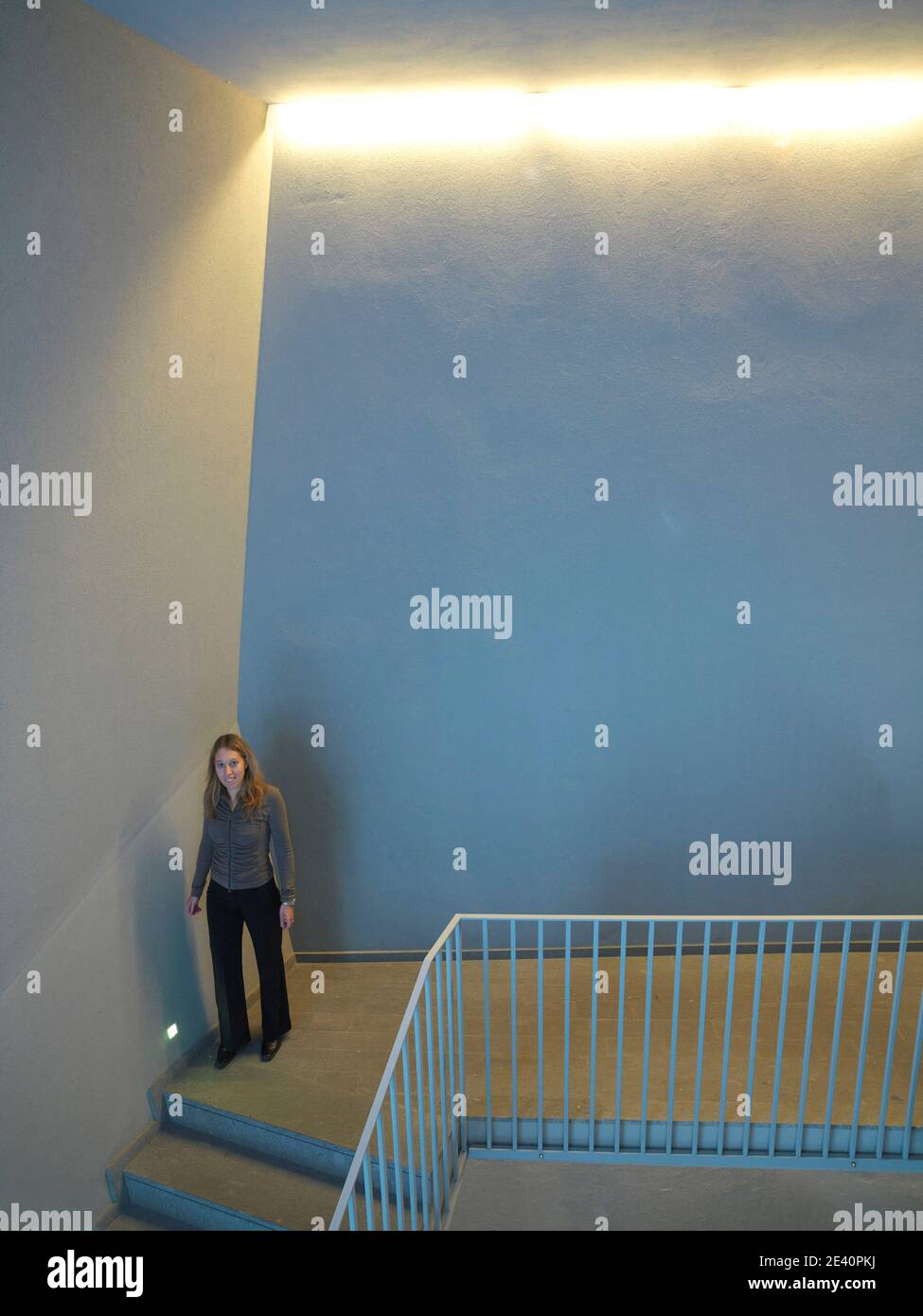 Geschaeftshaus, maison de buisiness, bâtiment commercial, edificio con négocizi, casa comercial, Rimini, italien, italie, Italia, Italia by Mario Cucinella a Banque D'Images