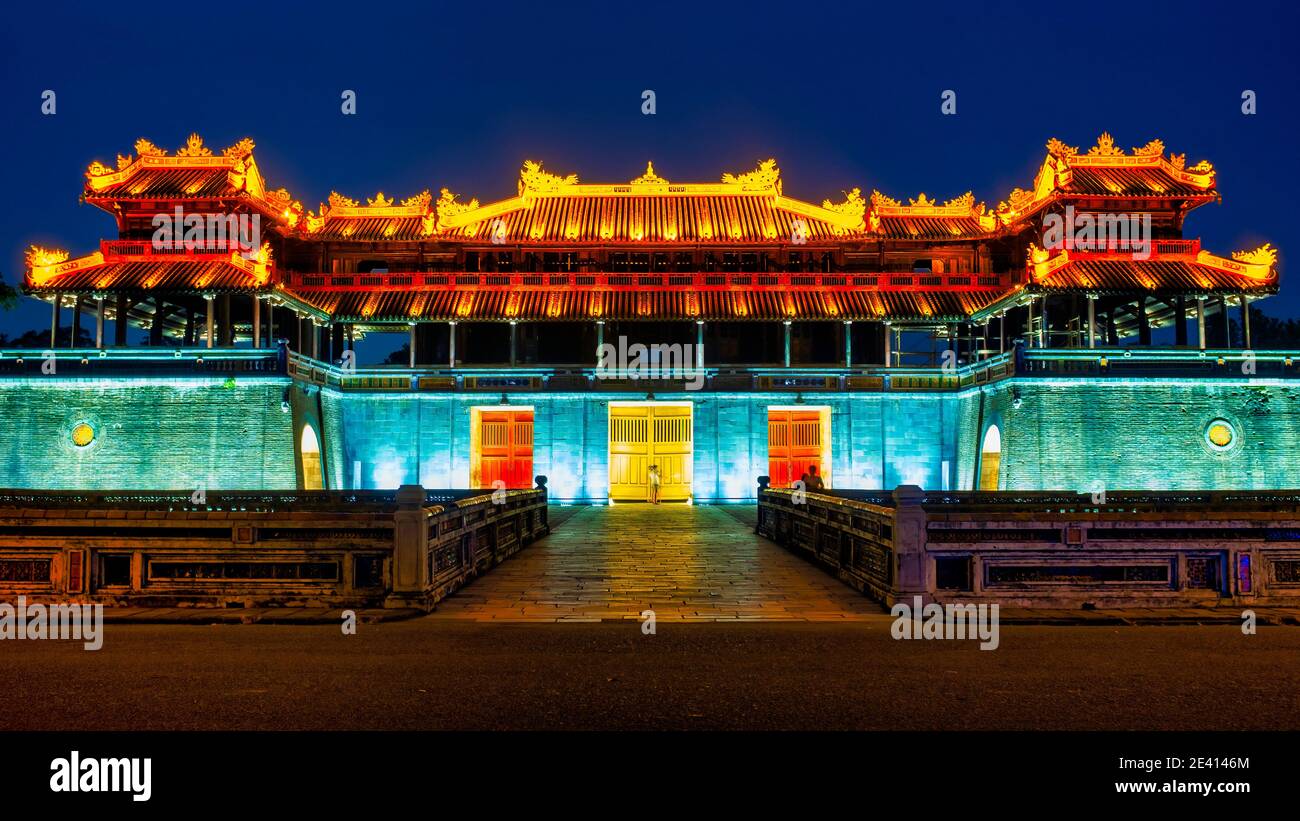 Ngọ porte mon à l'enceinte impériale, Hue, Vietnam Banque D'Images