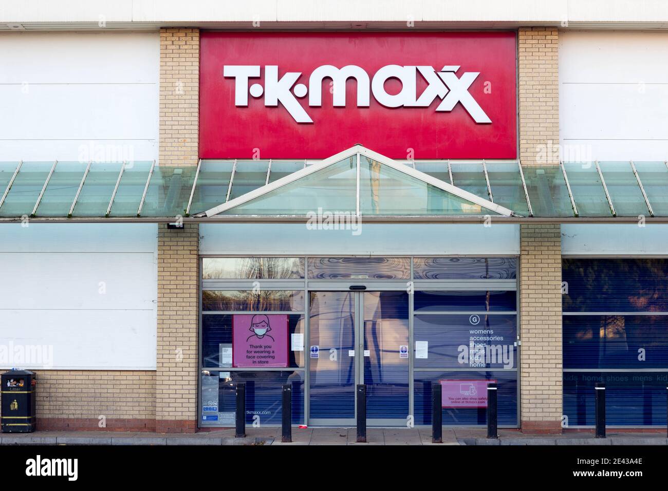 Fermeture du magasin TKmaxx pendant la pandémie de coronovirus Londres, angleterre Banque D'Images