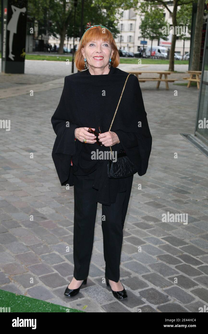 L'actrice Stephane Audran à la soirée 'Gala Champetre' pour lancer l'exposition 'Jacques Tati, deux temps, trois mouvements', à la Cinémathèque française à Paris, France, le 5 mai 2009. Photo de Denis Guignebourg/ABACAPRESS.COM Banque D'Images