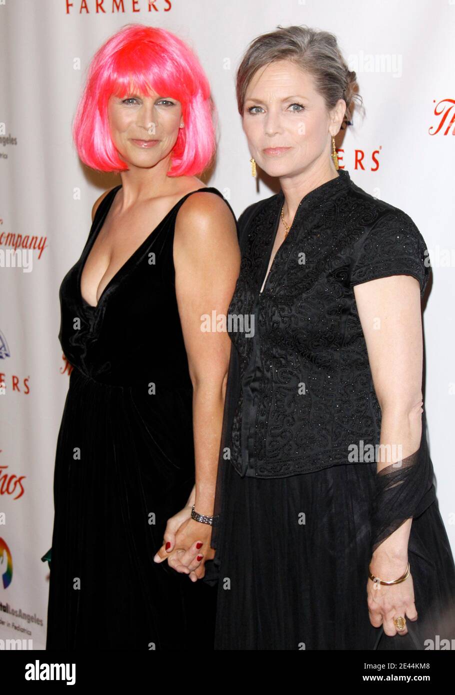 Jamie Lee Curtis et sa fille Kelly Curtis arrivent pour le 3e Gala annuel Noche de Ninos qui s'est tenu à l'hôtel Beverly Hilton de Beverly Hills, CA, Etats-Unis le 9 mai 2009. Photo de Tony DiMaio/ABACAPRESS.COM Banque D'Images