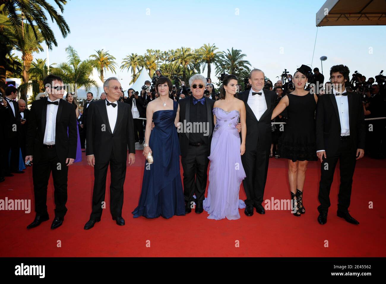 Rossy de Palma, Pedro Almodovar, Penelope Cruz, Lluis Homar arrive à la projection de 'Los Abrazos Rotos' lors du 62e Festival de Cannes, le 19 mai 2009. Photo de Lionel Hahn/ABACAPRESS.COM Banque D'Images