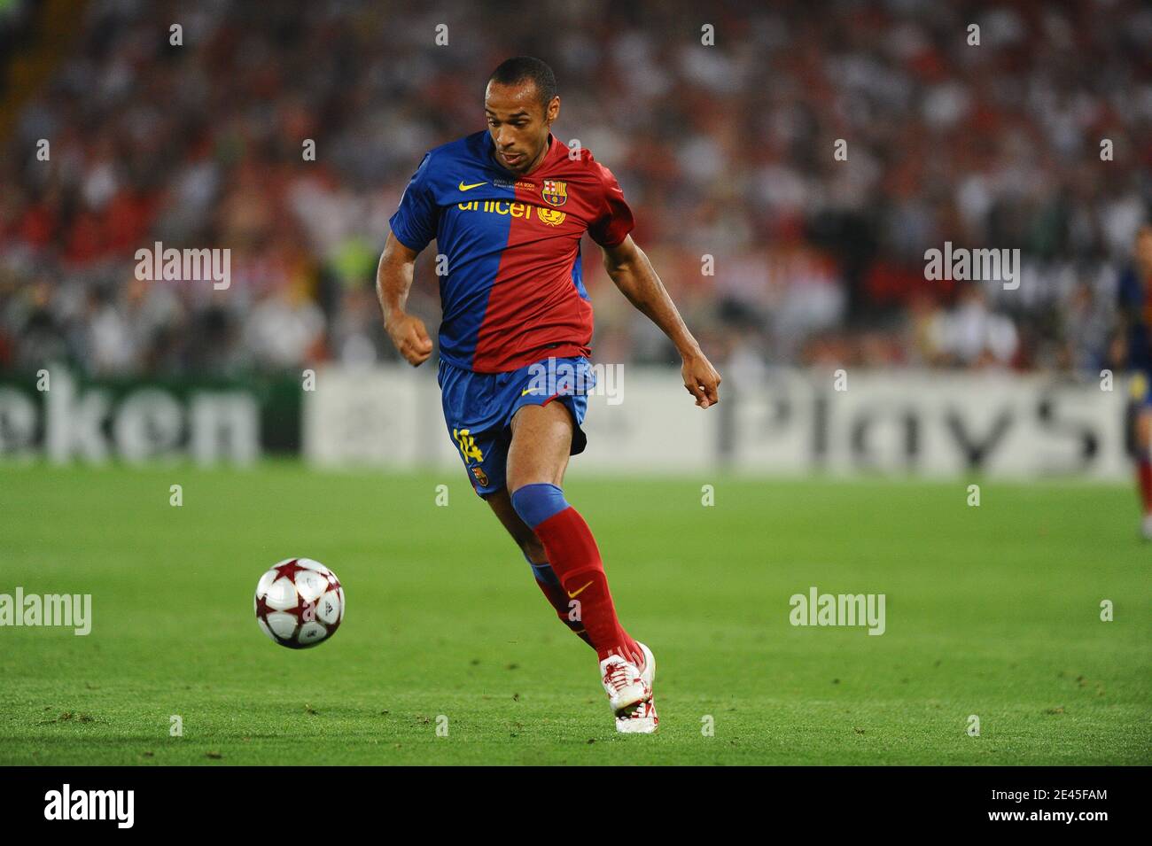 Thierry Henry de Barcelone lors du match de football final de la Ligue des champions de l'UEFA, FC Barcelone contre Manchester United au Stadio Olimpico à Rome, Italie, le 27 mai 2009. Barcelone a gagné 2-0. Photo de Steeve McMay/ABACAPRESS.COM Banque D'Images