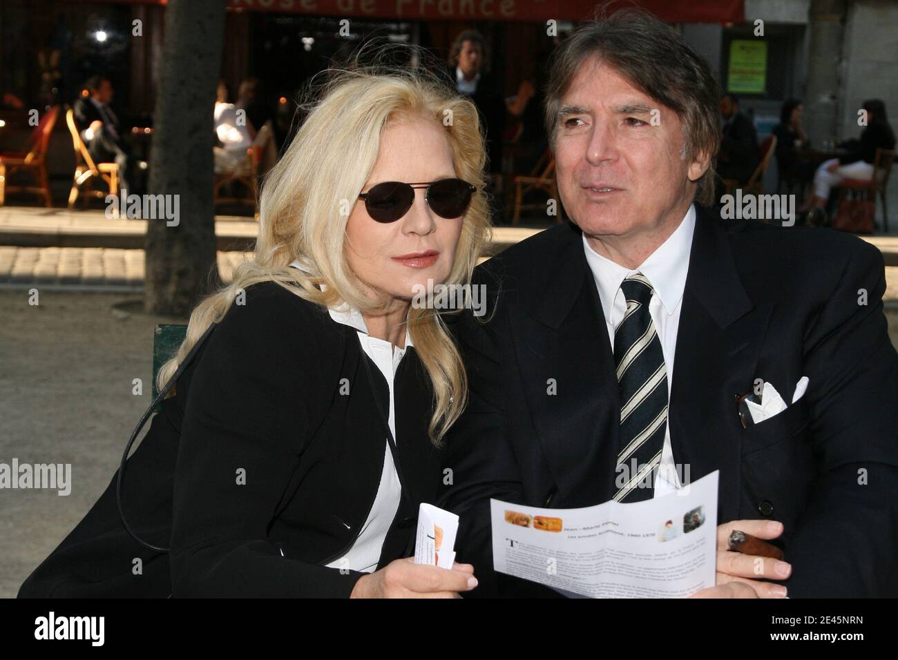 Sylvie vartan and husband Banque de photographies et d'images à haute  résolution - Alamy