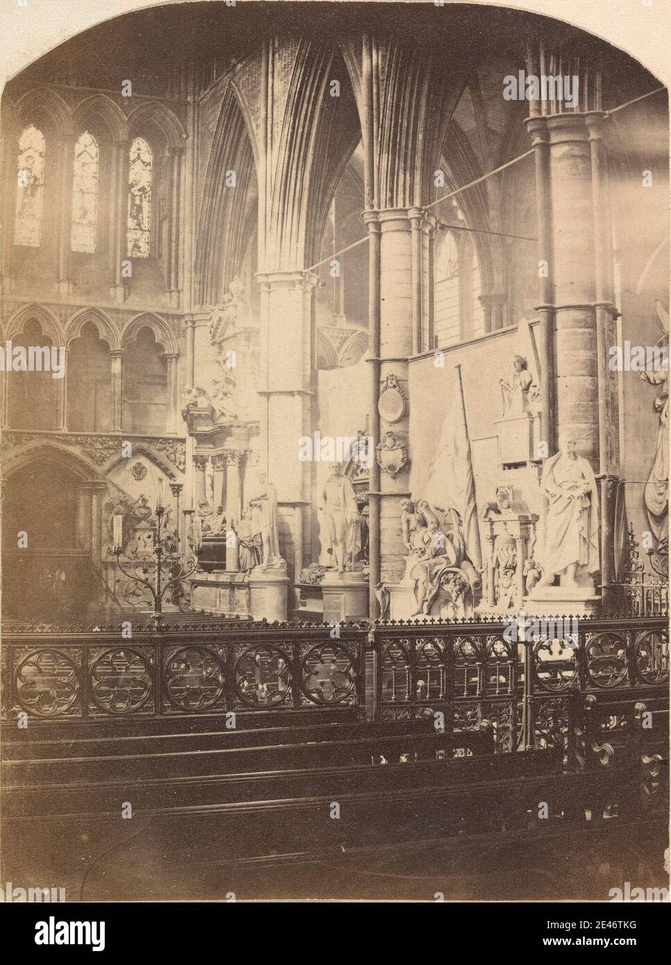 Artiste inconnu, XIXe siècle, transept Nord, allée des hommes d'État, Abbaye de Westminster, non daté. Impression d'albumine sur du papier fin, lisse et crème. Sujet architectural , sculptures , transept. Abbaye de Westminster Banque D'Images