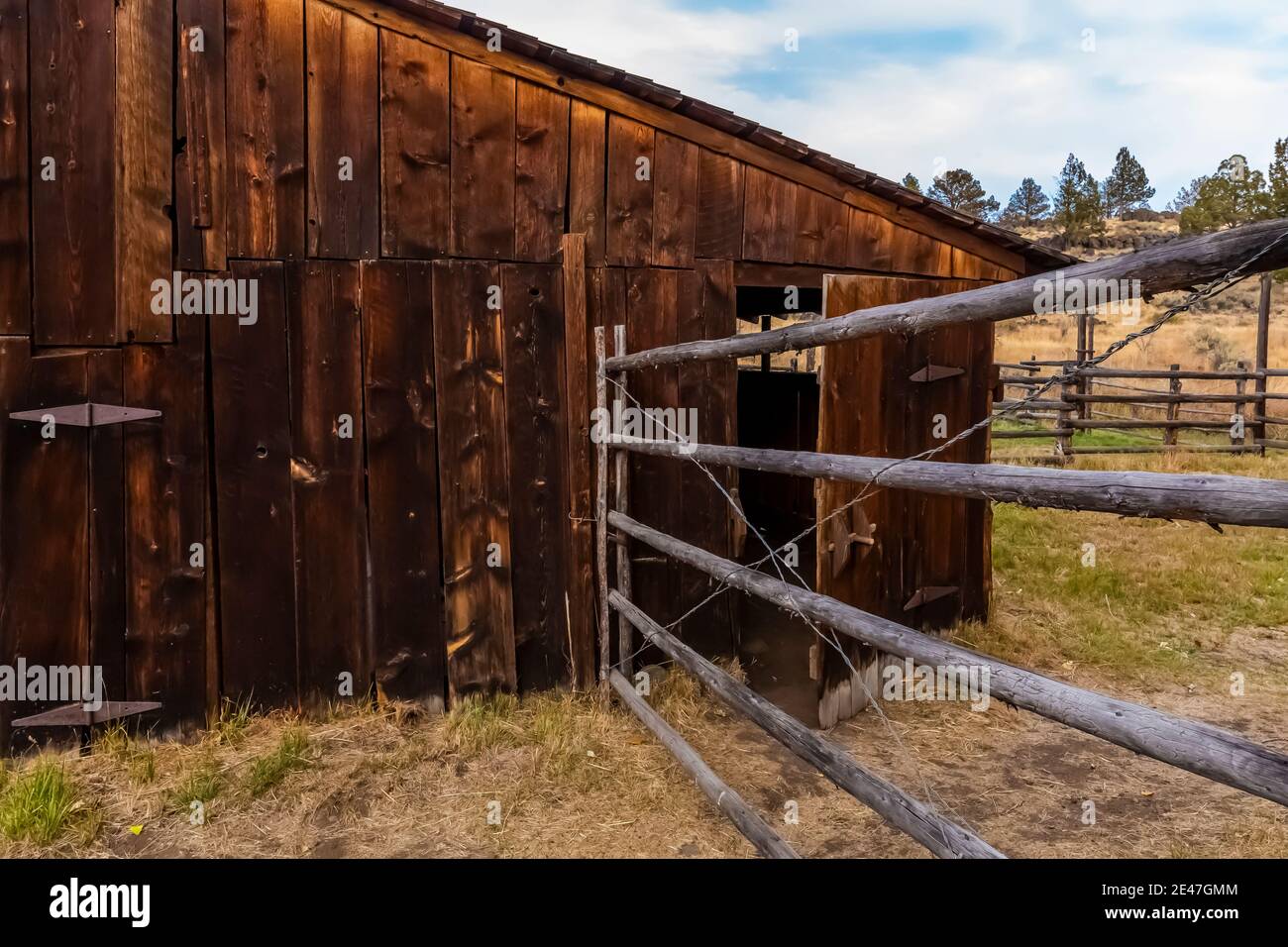 Le bâtiment du Riddle Brothers Ranch sur Steens Mountain est conservé comme un exemple précoce de peuplement dans l'est de l'Oregon, aux États-Unis Banque D'Images