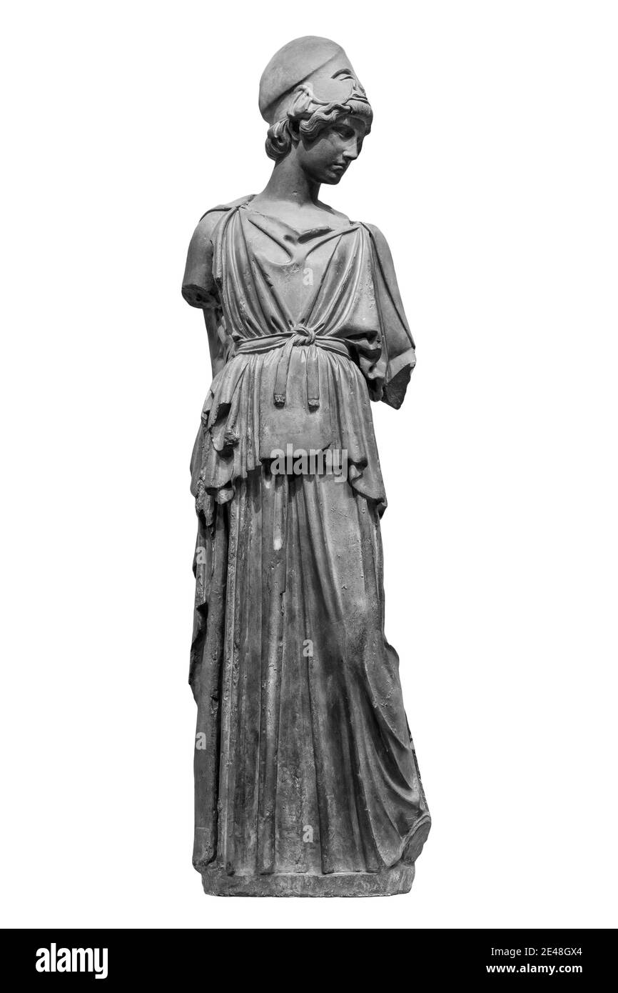 Ancienne statue grecque romaine de la déesse Athéna dieu de la sagesse et des arts sculpture historique isolée sur blanc. Femme de marbre en sculpture sur casque Banque D'Images