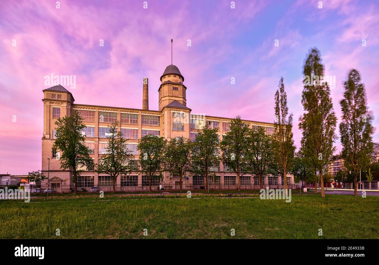 Musée d'art, art contemporain, galerie d'état, art moderne, filature et tissage de coton, filature, filature à tissage, industrie textile, monument industriel, architecture industrielle, architecture, début du XXe siècle Banque D'Images