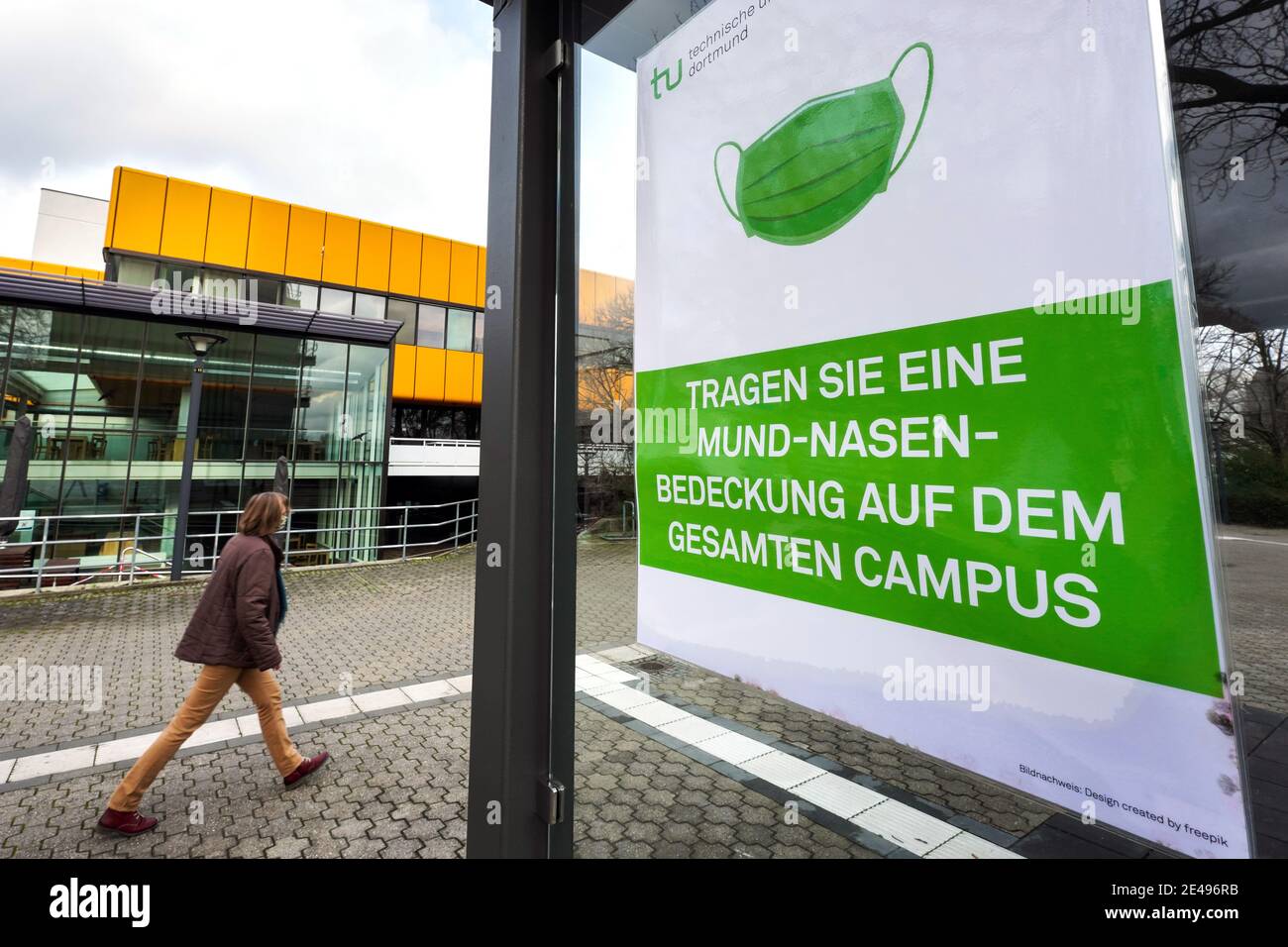 Hinweis zum tragen einer Mund-Nasen-Beeckung auf dem Campus der Technischen Universität Dortmund, NRW, Deutschland, 22.1.2021 Banque D'Images