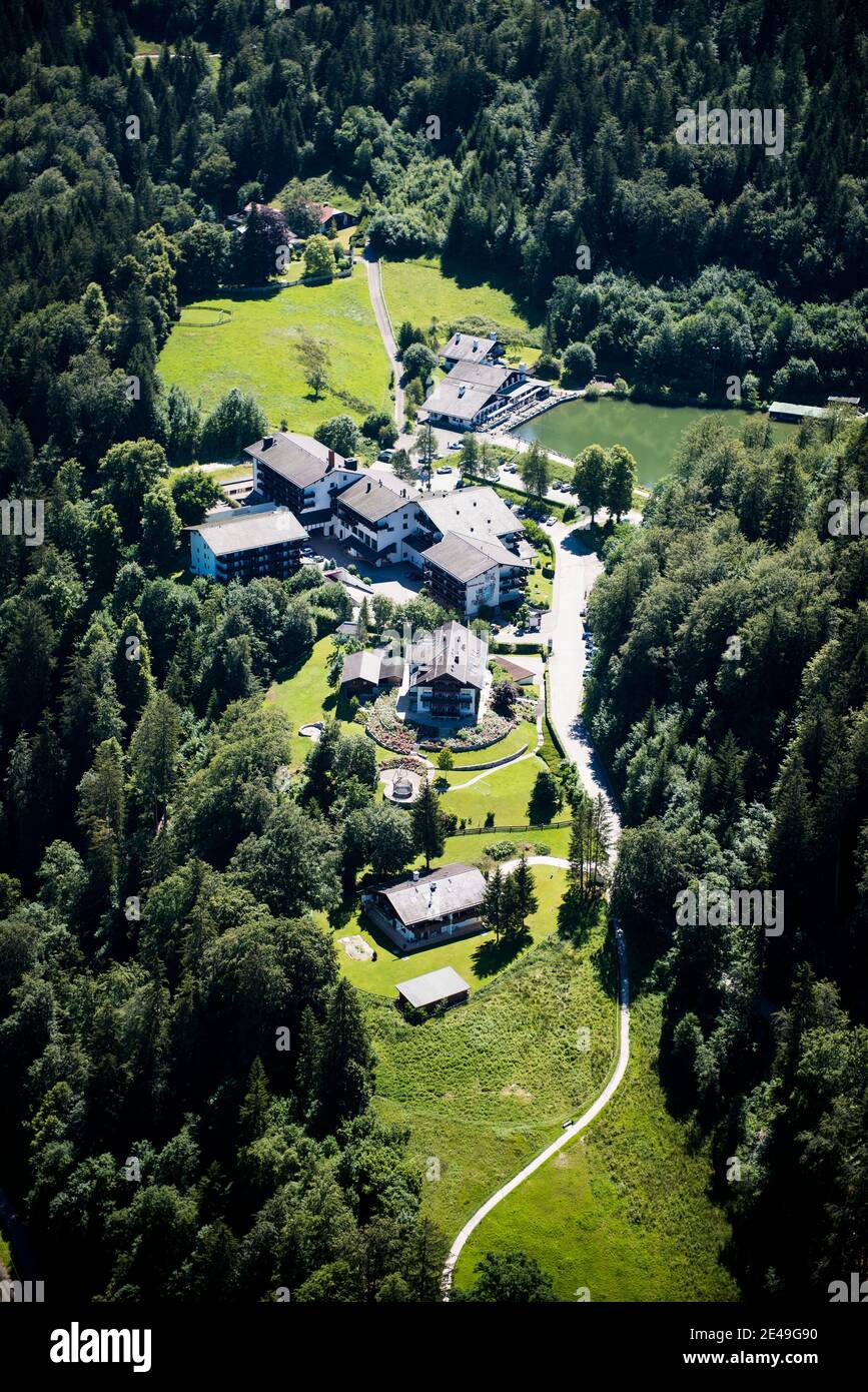 Riessersee, piscine extérieure, Garmisch-Partenkirchen, vue aérienne, Werdenfelser Land, Oberland, Bavière, Allemagne Banque D'Images