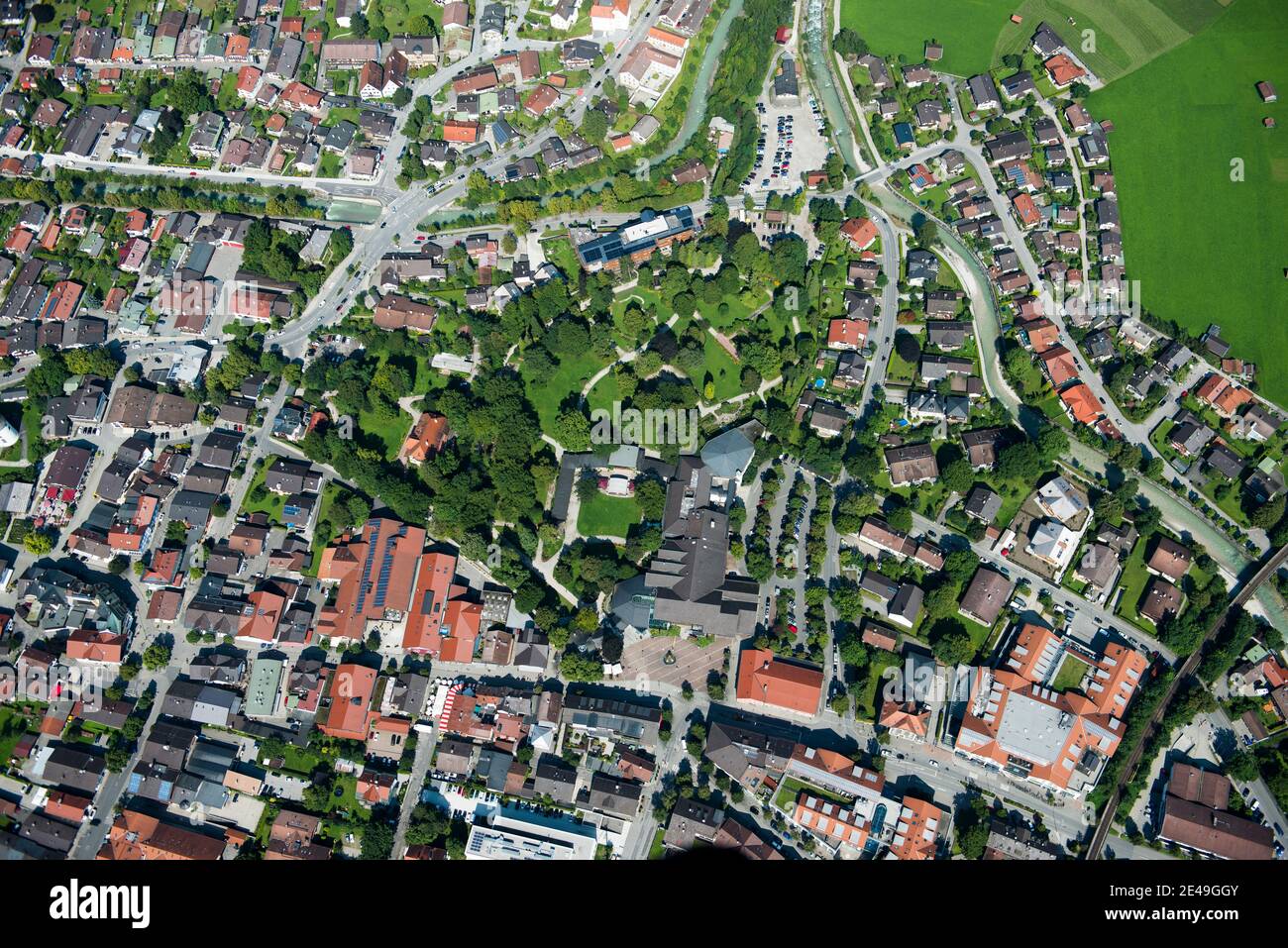 Garmisch, centre, spa, Loisachtal, Wank, Garmisch-Partenkirchen, vue aérienne, Werdenfelser Land, Oberland, Bavière, Allemagne Banque D'Images