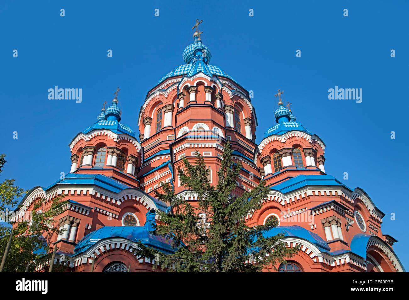 Église notre-Dame de Kazan, église orthodoxe russe de style byzantin dans la ville d'Irkoutsk, Sibérie méridionale, Russie Banque D'Images