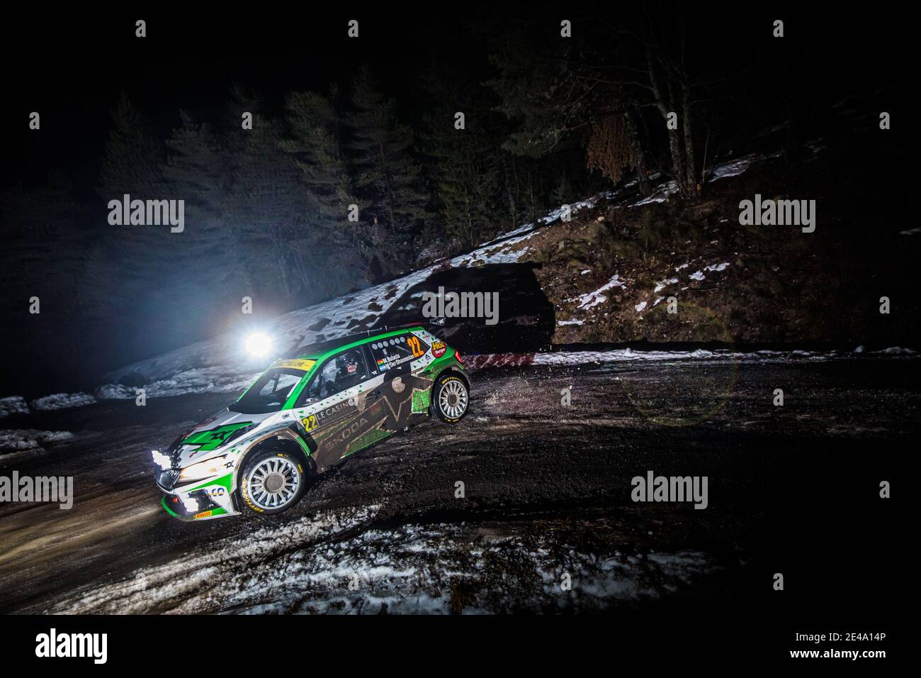 22 Marco BULACIA (BOL), Marcelo OHANNESIAN (ARG), TOKSPORT WRT SKODA Fabia Evo, RC2 Coase2, action pendant le Championnat du monde de voitures de rallye WRC 2021, Monte Carlo rallye du 20 au 24 janvier 2021 à Monaco - photo Bastien Roux / DPPI / LiveMedia Banque D'Images