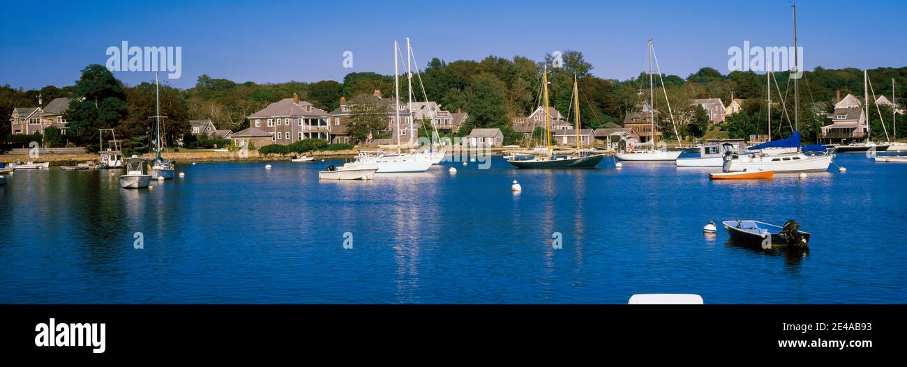 Bateaux dans un océan, Provincetown, Cape Cod, Comté de Barnstable, Massachusetts, États-Unis Banque D'Images