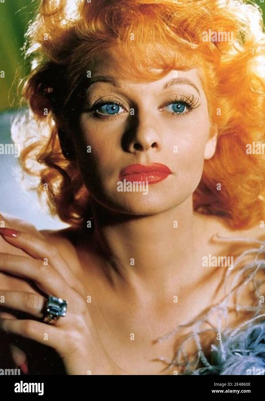 LUCILLE BALL (1911-1989) actrice et producteur américain de films et de  télévision vers 1945 Photo Stock - Alamy