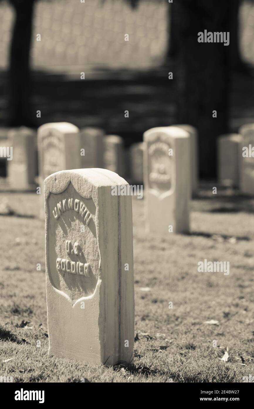 Pierres tombales dans un cimetière, cimetière national de Little Rock, Little Rock, Arkansas, États-Unis Banque D'Images