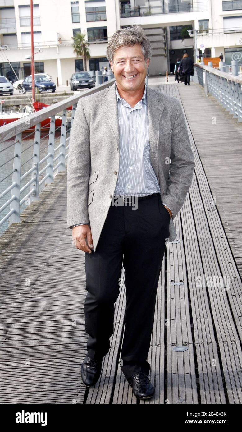 Patrick Sabatier assistera au 11e Festival de fiction télévisée de la Rochelle, à la Rochelle, France, le 18 septembre 2009. Photo de Patrick Bernard/ABACAPRESS.COM Banque D'Images