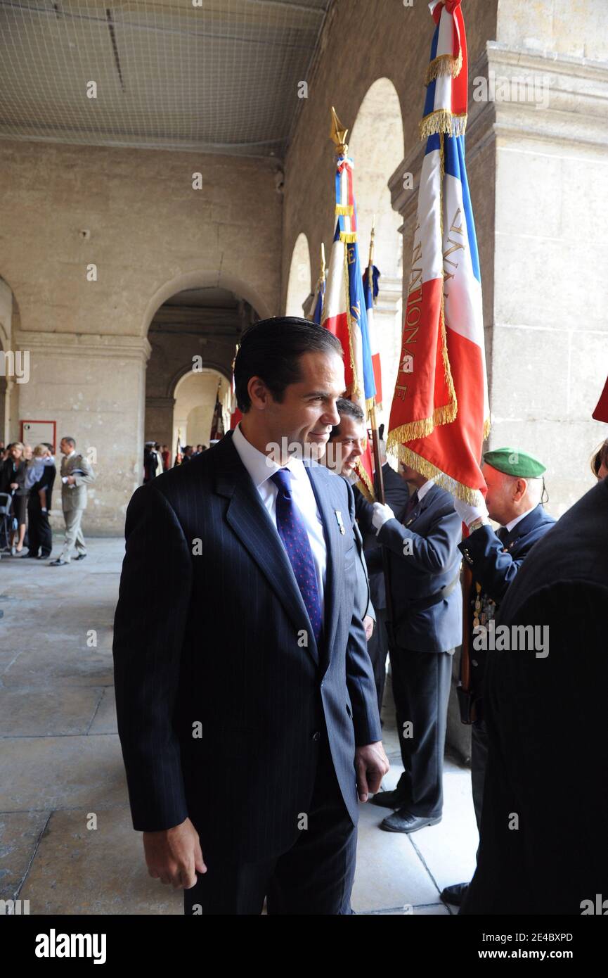 Duc d'Anjou, le Prince Luis Alfonso de Bourbon assiste au "Cass of Foundation" à la Cathédrale Saint Louis des Invalides à Paris, France, le 20 septembre 2009. La messe commémore la fondation de l'Hôpital des Invalides par le roi Louis XIV de France en 1670. Photo par Ammar Abd Rabbo/ABACAPRESS.COM Banque D'Images