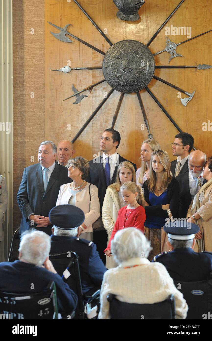 Duc d'Anjou, le Prince Luis Alfonso de Bourbon assiste au "Cass of Foundation" à la Cathédrale Saint Louis des Invalides à Paris, France, le 20 septembre 2009. La messe commémore la fondation de l'Hôpital des Invalides par le roi Louis XIV de France en 1670. Photo par Ammar Abd Rabbo/ABACAPRESS.COM Banque D'Images