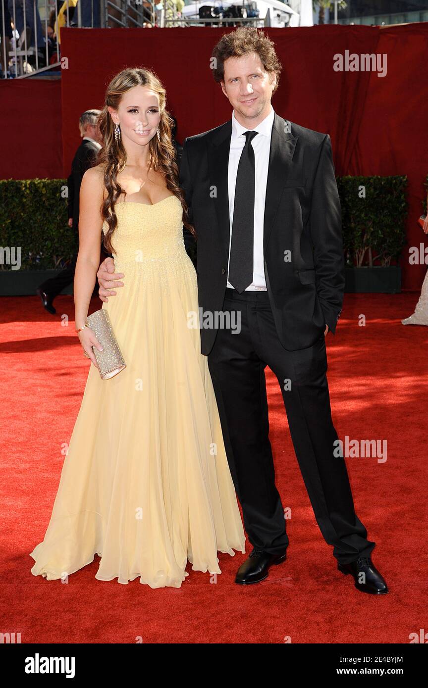 Jennifer Love Hewitt et Jamie Kennedy arrivent au 61ème Primetime Emmy Awards, qui s'est tenu au Nokia Theatre de Los Angeles, CA, Etats-Unis, le 20 septembre 2009. Photo de Lionel Hahn/ABACAPRESS.COM (photo : Jamie Kennedy, Jennifer Love Hewitt) Banque D'Images