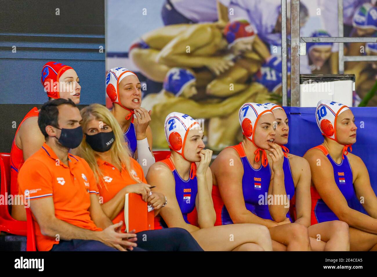 TRIESTE, ITALIE - JANVIER 22: Équipe des pays-Bas pendant le match entre les pays-Bas et le Kazachstan aux Jeux Olympiques de Polo d'eau pour femmes qualification à Banque D'Images