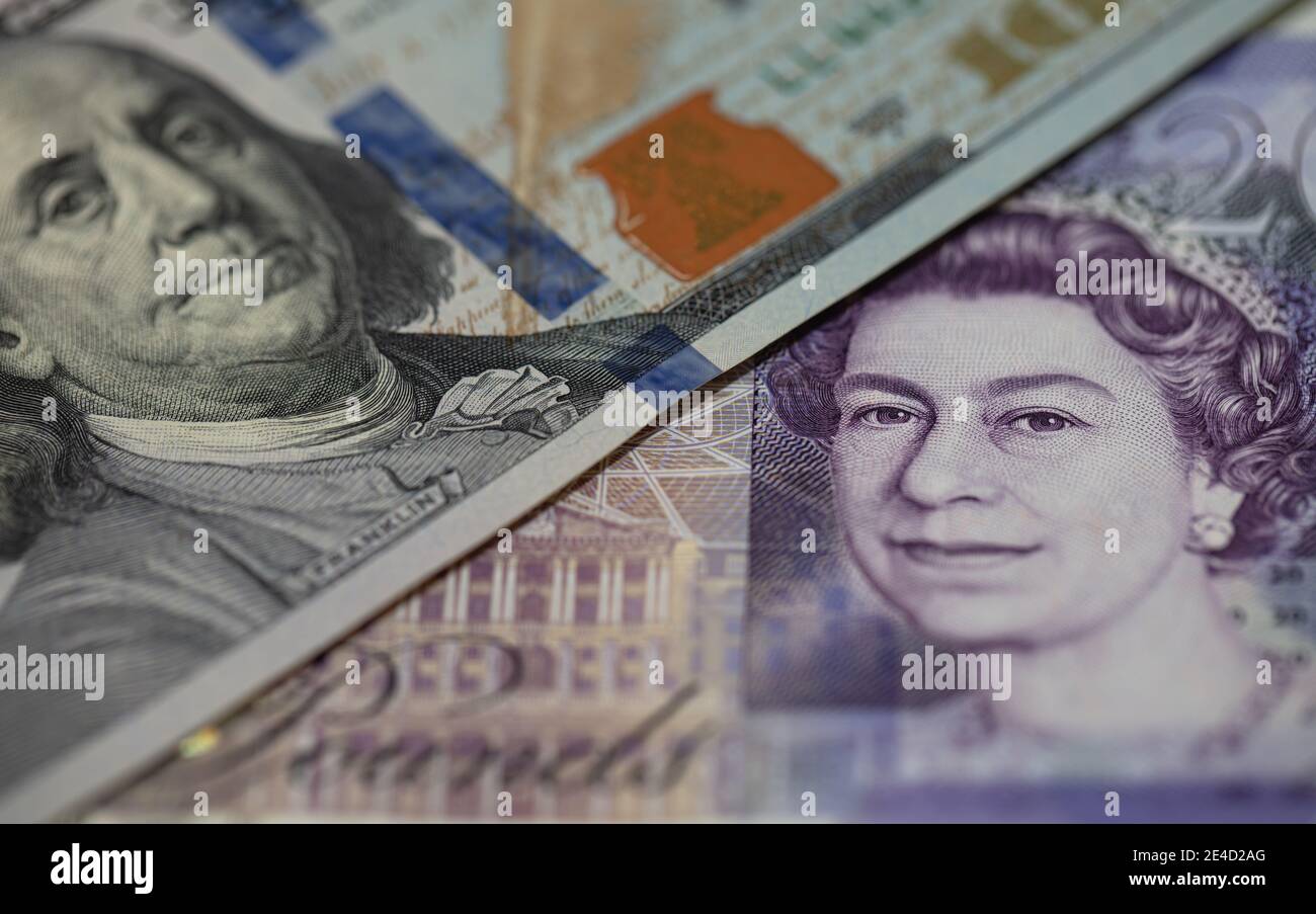 billet de 100 dollars et billet de 20 livres sterling pour la conception objectif Banque D'Images