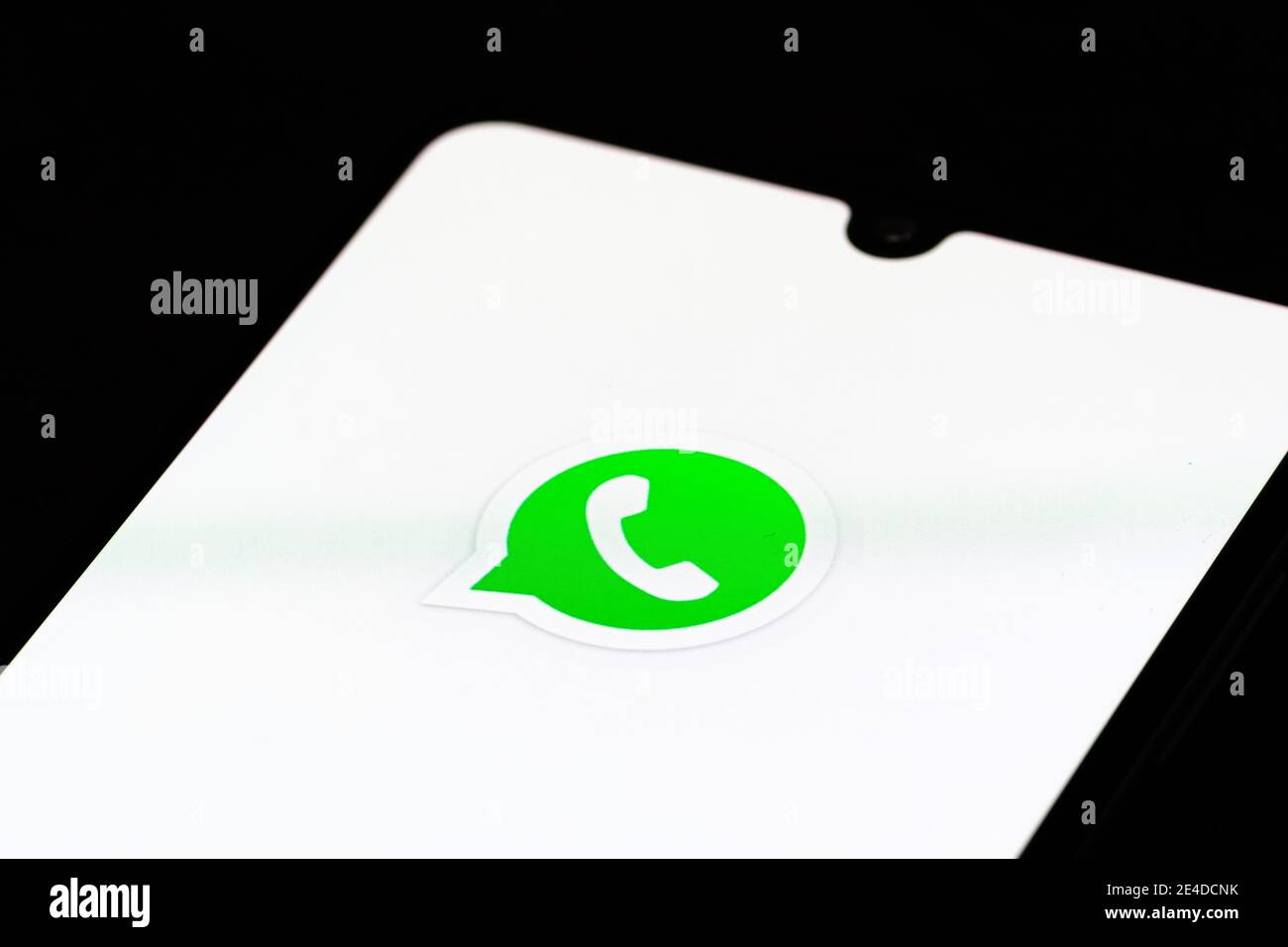 Application WhatsApp affichée sur le smartphone Banque D'Images