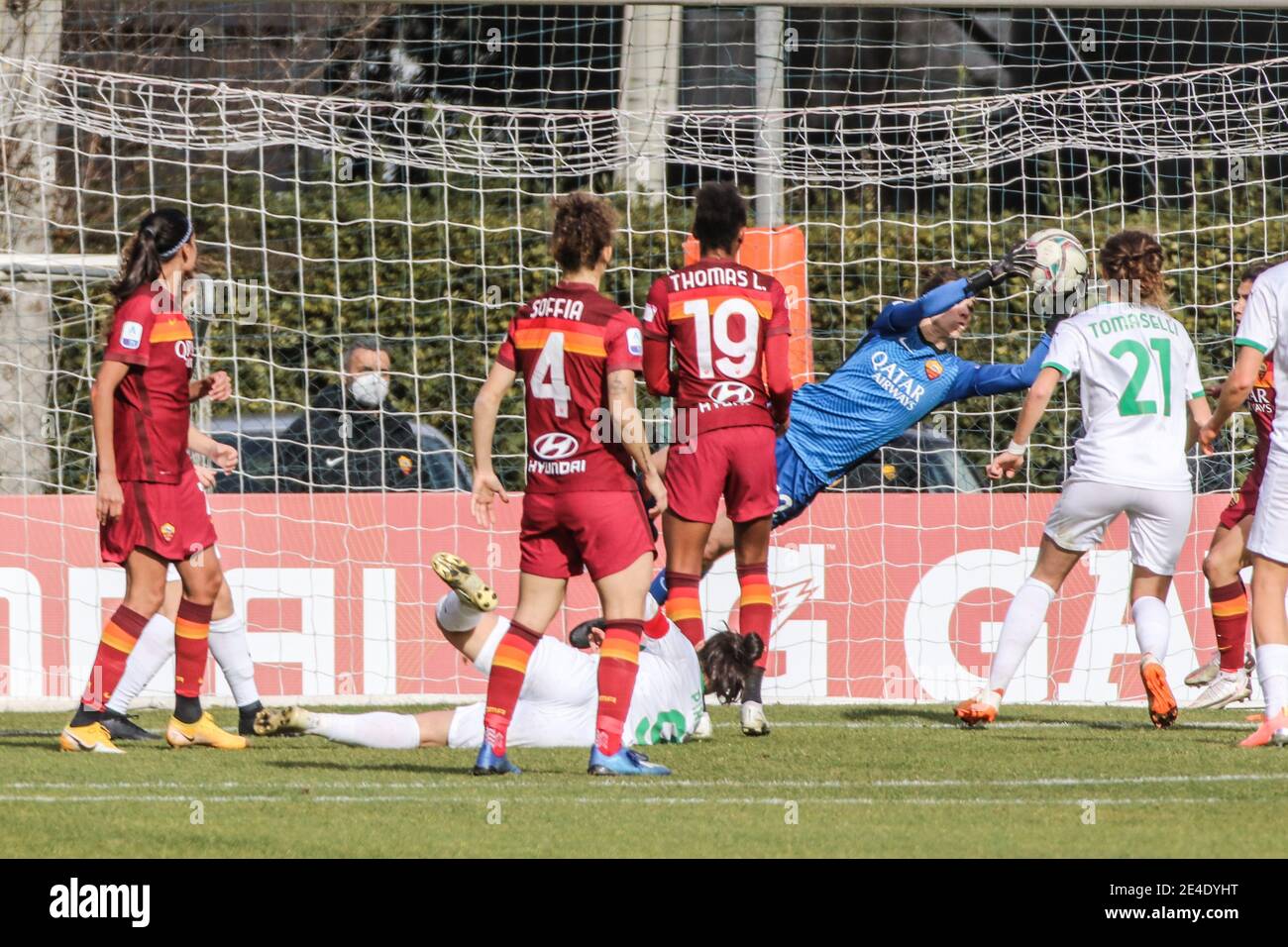 Rome, Italie. 23 janvier 2021. Rome, Italie, Tre Fontane Stadium, 23 janvier 2021, Parade Camelia Cesar (COMME Roma) pendant AS Roma vs US Sassuolo - football italien série A Women Match Credit: Simona Scarano/LPS/ZUMA Wire/Alamy Live News Banque D'Images