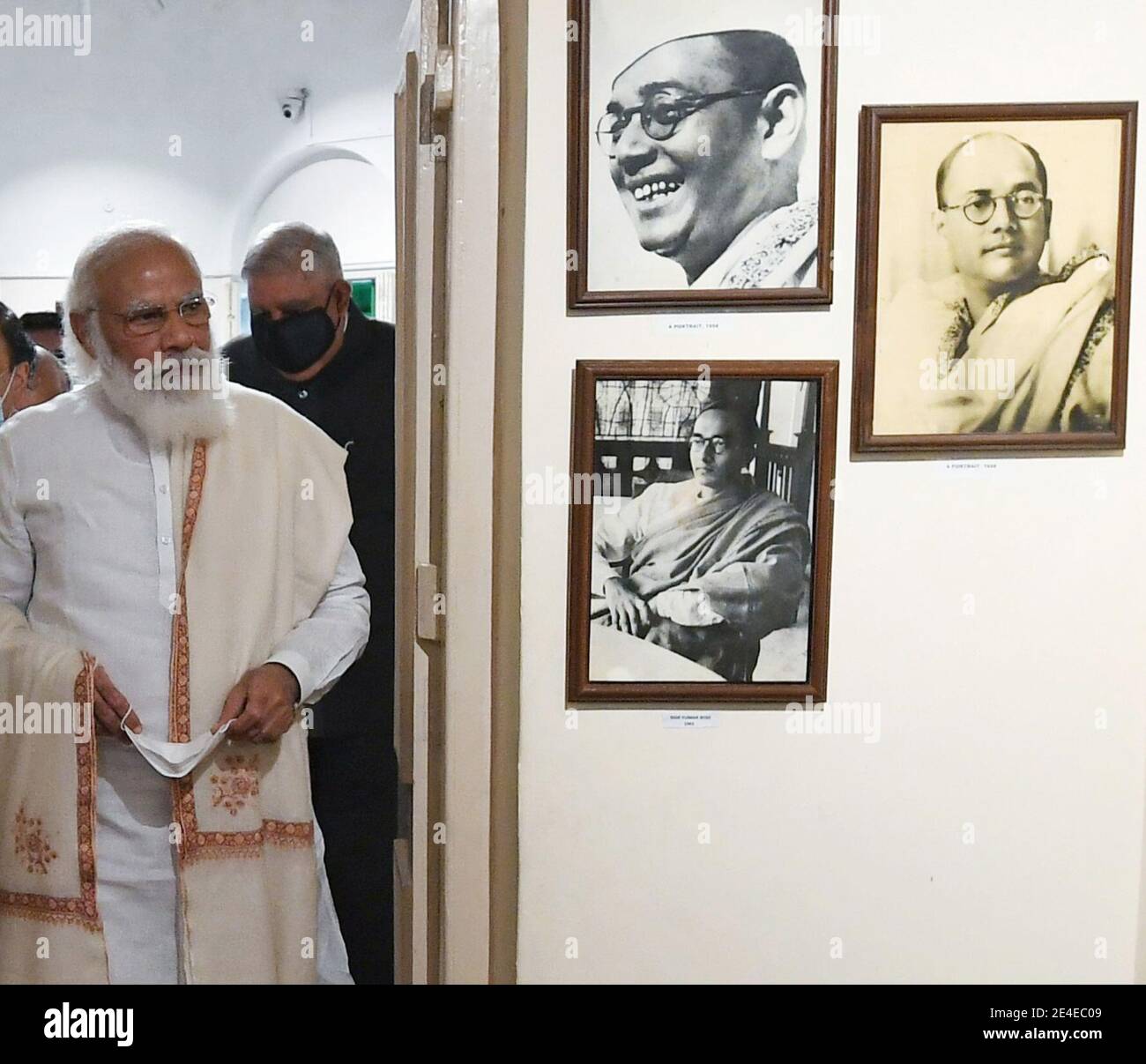 Kolkata, Inde. 23 janvier 2021. Le Premier ministre, Shri Narendra Modi, visite au Netaji Bhawan, à l'occasion de la célébration du 125e anniversaire de naissance de Netaji Subhas Chandra Bose à Kolkata. (Photo de Dipa Chakraborty/Pacific Press) crédit: Pacific Press Media production Corp./Alay Live News Banque D'Images