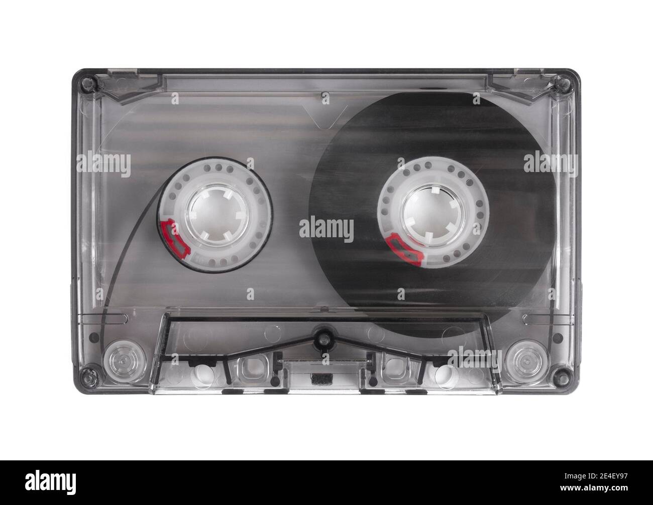 Cassette audio transparente isolée sur fond blanc Banque D'Images