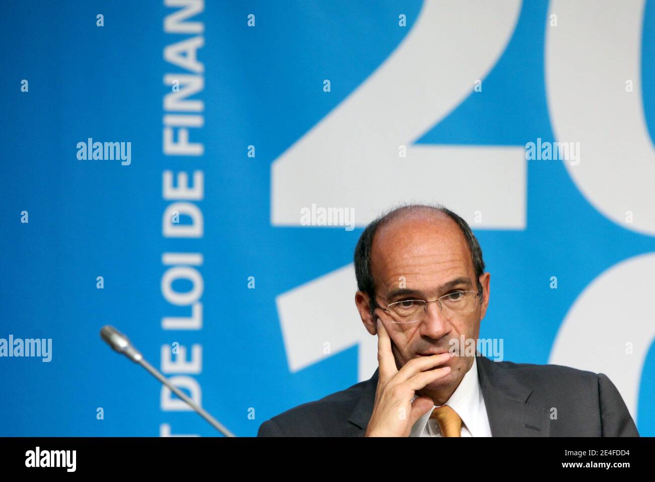 Le ministre français du budget, des finances publiques et de la fonction publique, Eric Woerth, présente le budget 2010 au Ministere de l'économie et des finances à Paris, en France, le 30 septembre 2009. Photo de Stephane Lemouton/ABACAPRESSS.COM Banque D'Images
