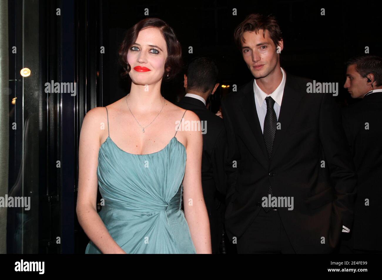 EVA Green participe au cocktail d'inauguration de la boutique phare de Montblanc Paris, à Paris, en France, le 1er octobre 2009. Photo par Olivier Vigerie/ABACAPRESS.COM Banque D'Images