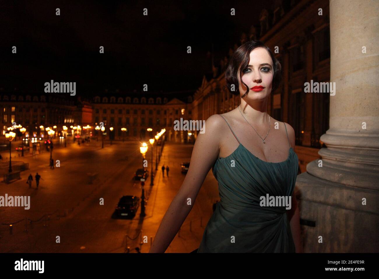 EVA Green participe au cocktail d'inauguration de la boutique phare de Montblanc Paris, à Paris, en France, le 1er octobre 2009. Photo par Olivier Vigerie/ABACAPRESS.COM Banque D'Images