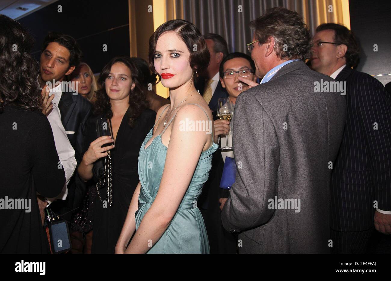 EVA Green participe au cocktail d'inauguration de la boutique phare de Montblanc Paris, à Paris, en France, le 1er octobre 2009. Photo par Olivier Vigerie/ABACAPRESS.COM Banque D'Images