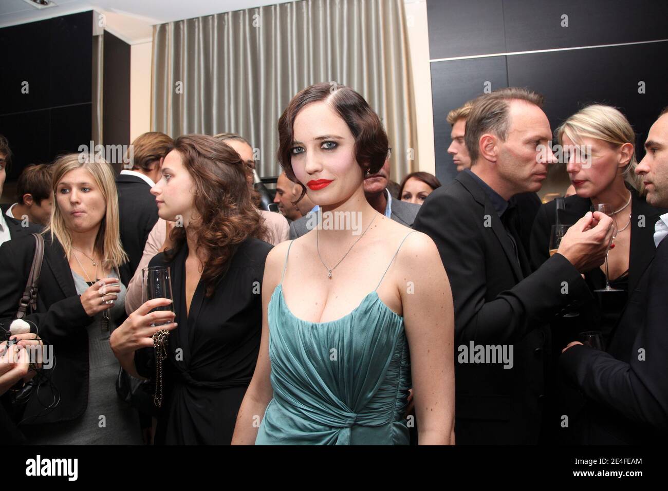 EVA Green participe au cocktail d'inauguration de la boutique phare de Montblanc Paris, à Paris, en France, le 1er octobre 2009. Photo par Olivier Vigerie/ABACAPRESS.COM Banque D'Images