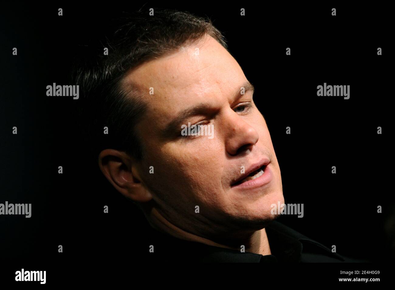 'Matt Damon assiste à la première de Warner Bros ''Invictus'' tenue à l'Academy of Motion Picture Arts & Sciences. Los Angeles, Californie, le 3 décembre 2009. Photo de Lionel Hahn/ABACAPRESS.COM (en photo : Matt Damon)' Banque D'Images