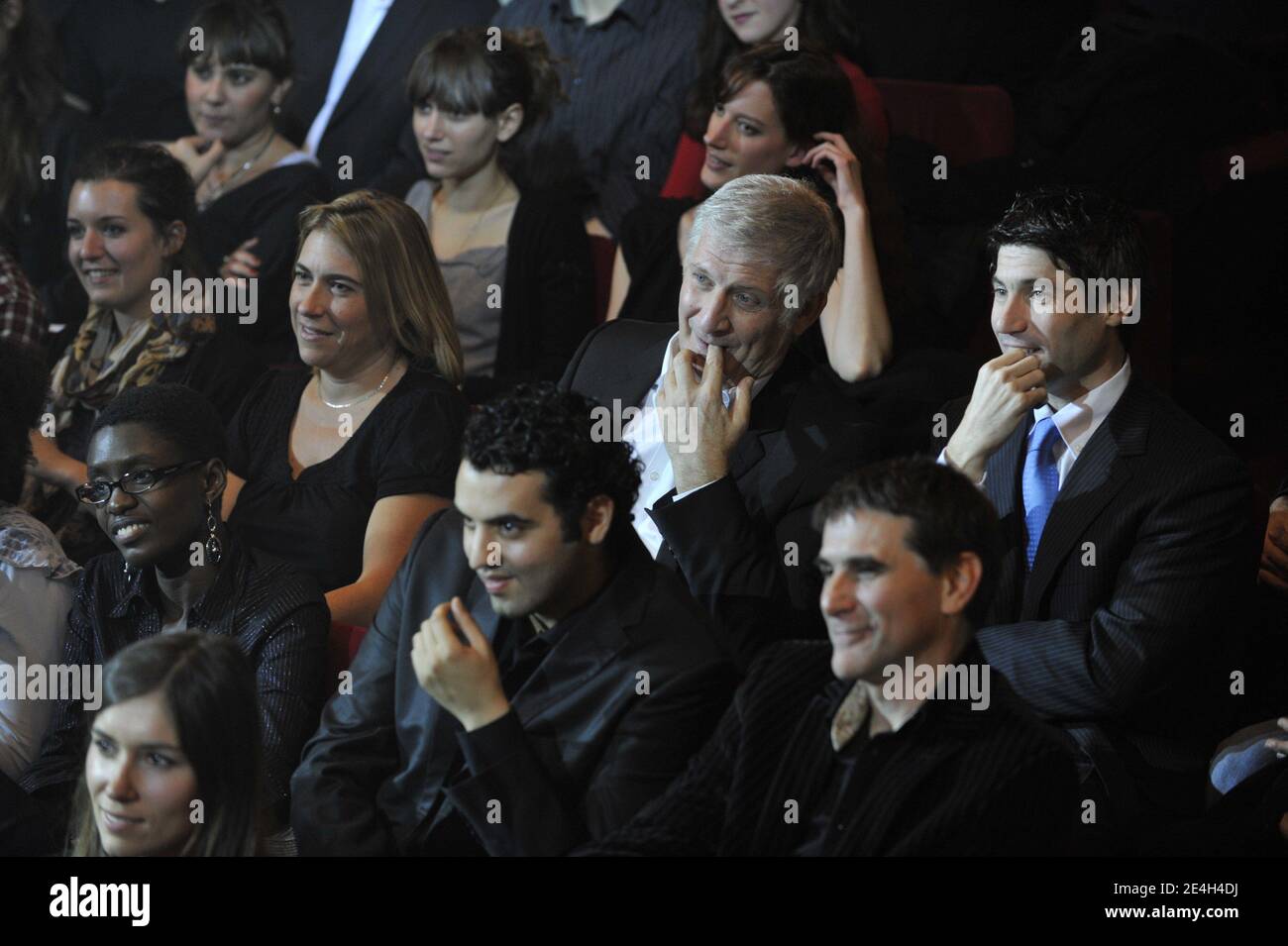 EXCLUSIF. Patrick Sébastien lors de la 4e cérémonie « Gerard de la télévision » qui s'est tenue au Théâtre Michel à Paris, France, le 7 décembre 2009. Ce spectacle paradique récompense le pire de la télévision française. Photo de Christophe Guibbbaud/ABACAPRESS.COM Banque D'Images