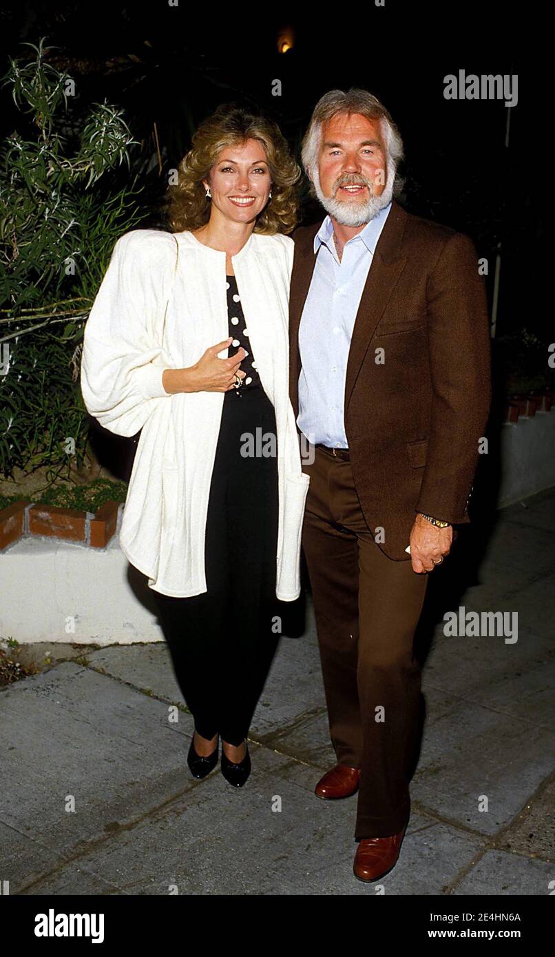 Kenny Rogers et son épouse Marianne crédit: Ralph Dominguez/MediaPunch Banque D'Images