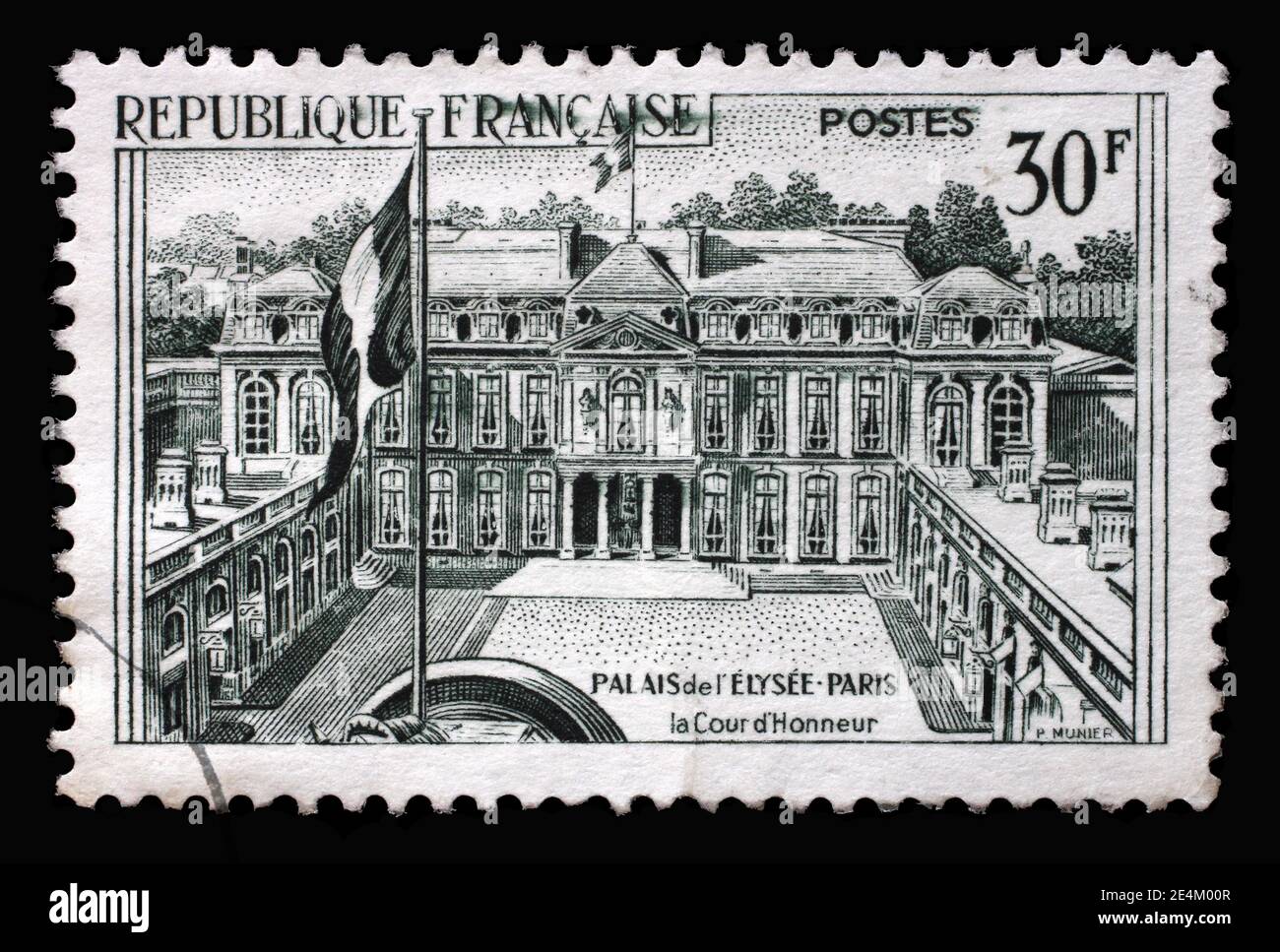 Timbre imprimé en France montre Elysee Palace à Paris, série monuments, vers 1959 Banque D'Images