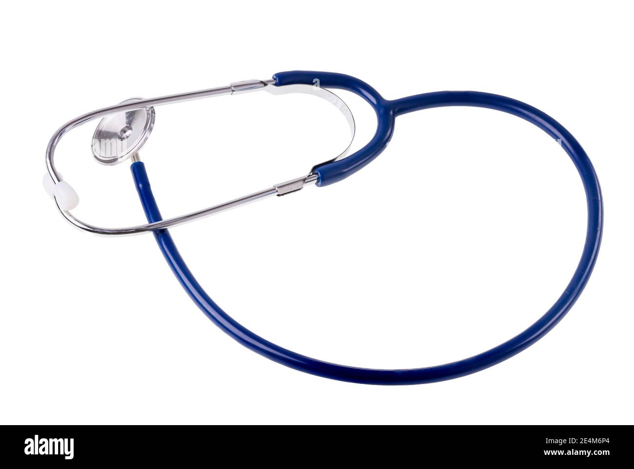 Vue rapprochée du stéthoscope professionnel médical isolé sur fond blanc. Banque D'Images