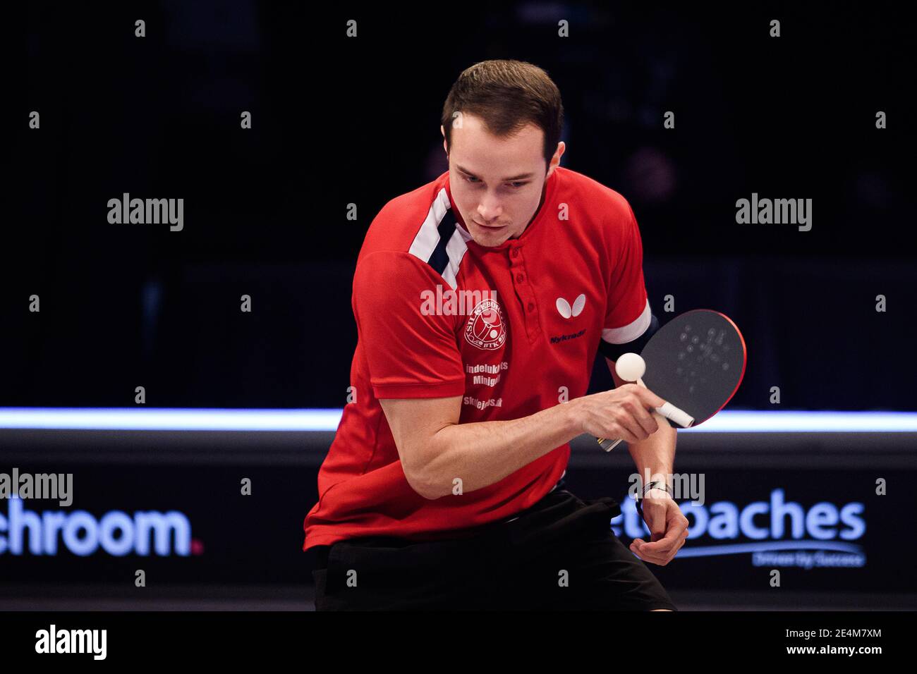 COVENTRY, ROYAUME-UNI. 24 janvier 2021. Chris Doran (FRA) contre Benjamin Sorensen (DEN) pendant 2021 World Ping pong Masters à Ricoh Arena le dimanche 24 janvier 2021 à COVENTRY, ANGLETERRE. Credit: Taka G Wu/Alay Live News Banque D'Images