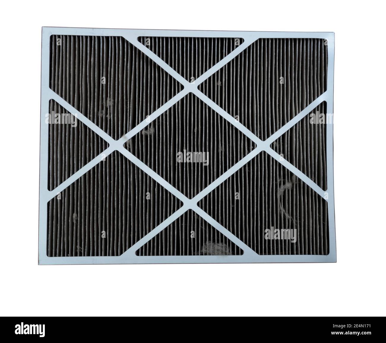 Filtre à air sale du climatiseur d'origine isolé sur un arrière-plan blanc Banque D'Images