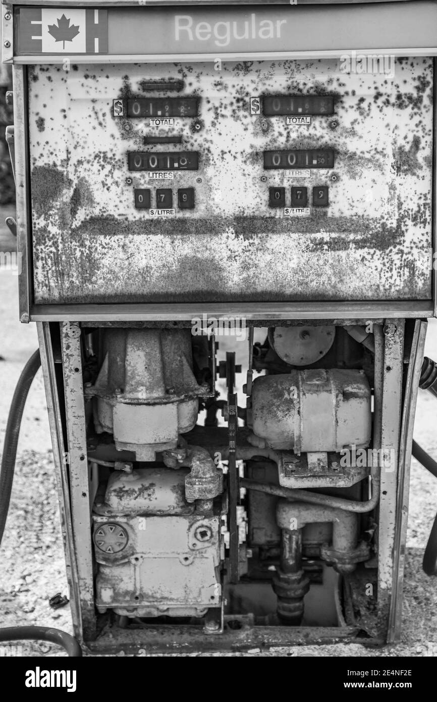 La station d'essence abandonnés Banque D'Images